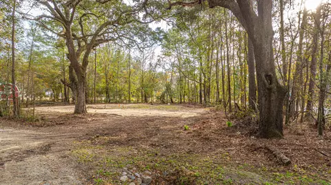 5379 Old Military Rd, Adams Run, SC 29426