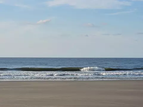 1217 E Ashley Ave, Folly Beach, SC 29439