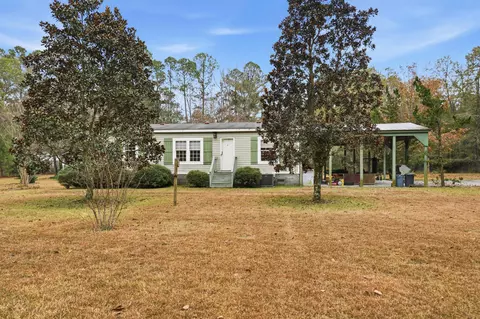 388 Rebel Ln, Cottageville, SC 29435