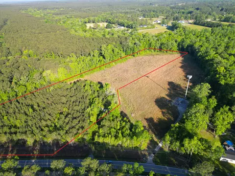 1162 Carter Rd, Ridgeville, SC 29472