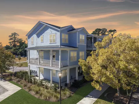 139 Sabal Ct, Summerville, SC 29483