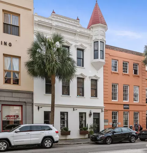 21 Broad St, Charleston, SC 29401