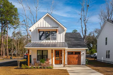 101 Classic St, Summerville, SC 29483