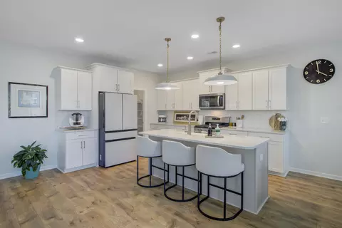 Kitchen - 468 Eagleview Dr, Moncks Corner, SC 29461 photo 2 of 6