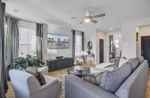 Living - 468 Eagleview Dr, Moncks Corner, SC 29461 photo 3 of 3