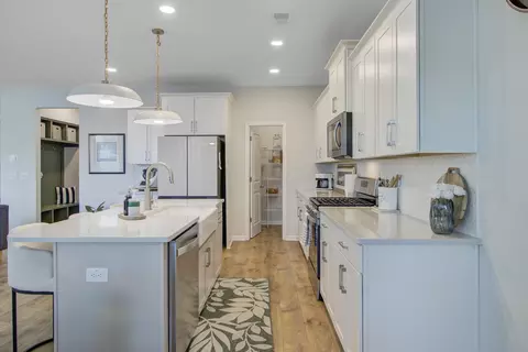 Kitchen - 468 Eagleview Dr, Moncks Corner, SC 29461 photo 3 of 6