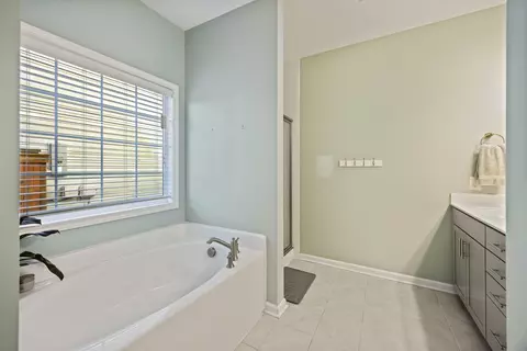 Bath - 622 Pendleton Dr, Moncks Corner, SC 29461 photo 1 of 3