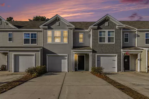 699 Hilchot Dr, Summerville, SC 29486