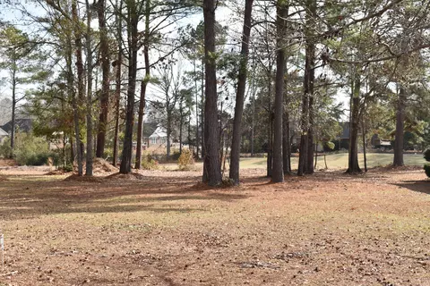 842 Bentwood Cir, Manning, SC 29102