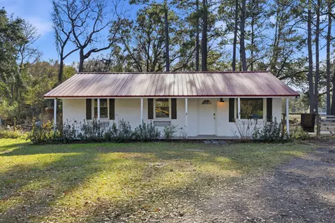 1733 Etheridge Rd, Wadmalaw Island, SC 29487