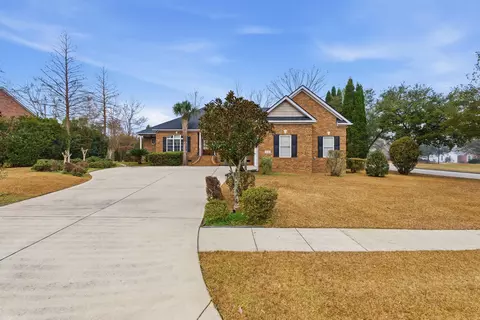 111 Amanda Cir, Goose Creek, SC 29445