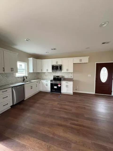208 Avocada Dr, Santee, SC 29142 photo 3