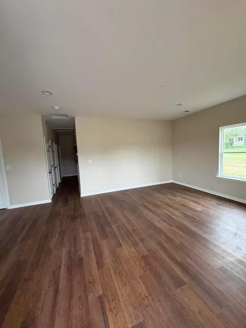 208 Avocada Dr, Santee, SC 29142 photo 5