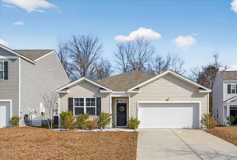 133 Cloverleaf St, Summerville, SC 29483