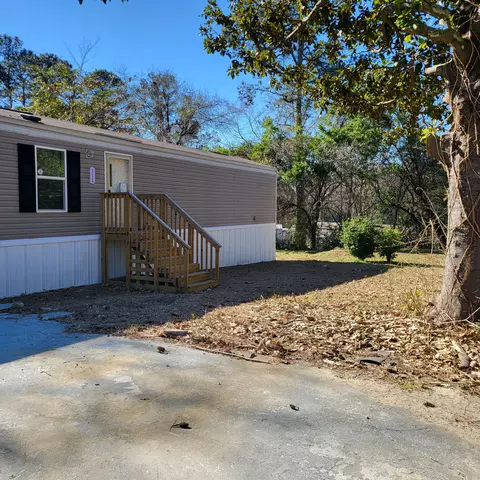 111 Pamela Ave, New Ellenton, SC 29809