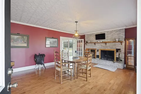 Dining - 6293 Ehrhardt Rd, Ehrhardt, SC 29081 photo 1 of 4