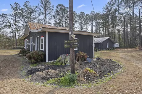 Exterior - 6293 Ehrhardt Rd, Ehrhardt, SC 29081 photo 11 of 19
