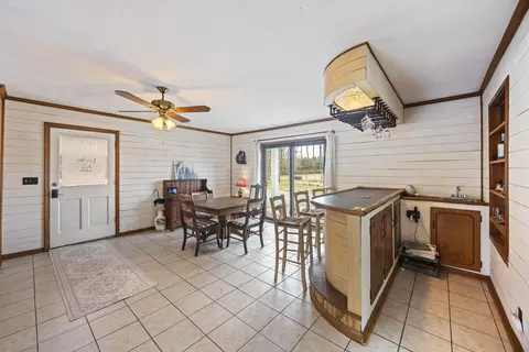 Dining - 6293 Ehrhardt Rd, Ehrhardt, SC 29081 photo 4 of 4