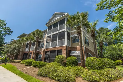 1319 Basildon Rd, Mount Pleasant, SC 29466