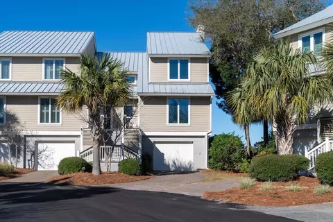 17 Linkside Ct, Isle Of Palms, SC 29451
