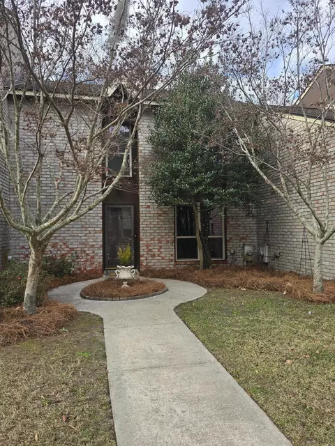 3 Brighton Cir, Charleston, SC 29414