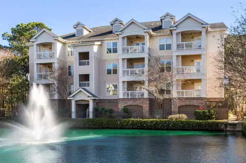 2244 Ashley Crossing Dr #533, Charleston, SC 29414