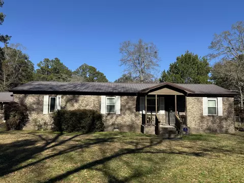 1002 Poplar St, Walterboro, SC 29488