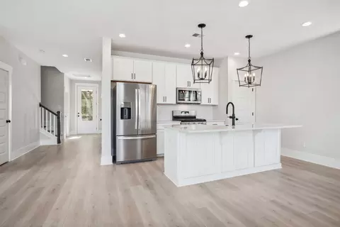 444 Queenview Ln, Charleston, SC 29414