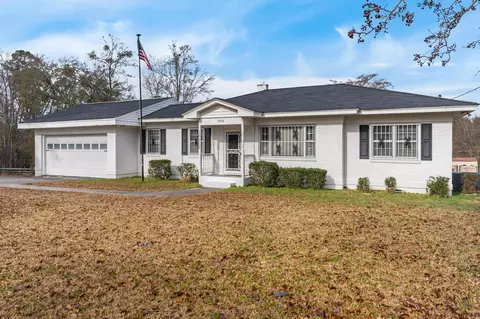1856 Chestnut St, Orangeburg, SC 29115