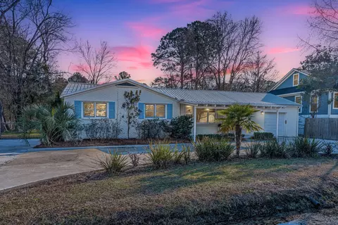 3679 Hilton Dr, Johns Island, SC 29455