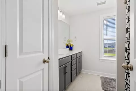 Entry Way - 428 Eagleview Dr, Moncks Corner, SC 29461 photo 9 of 9