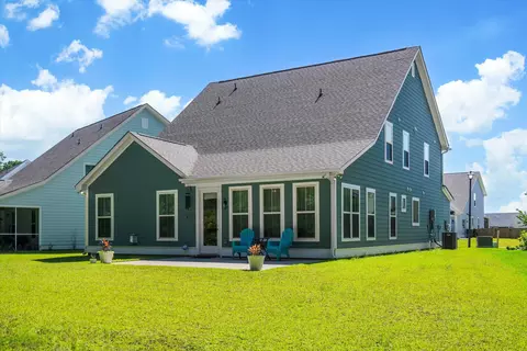 Exterior - 428 Eagleview Dr, Moncks Corner, SC 29461 photo 5 of 9