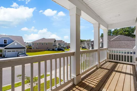 Exterior - 428 Eagleview Dr, Moncks Corner, SC 29461 photo 4 of 9