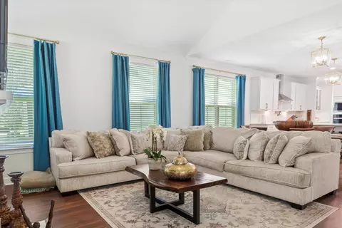 Living - 428 Eagleview Dr, Moncks Corner, SC 29461 photo 2 of 2