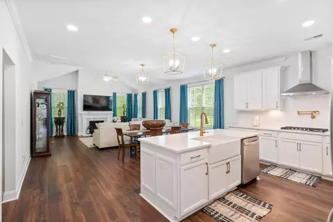 Kitchen - 428 Eagleview Dr, Moncks Corner, SC 29461 photo 3 of 3