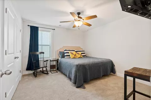 Bedroom - 428 Eagleview Dr, Moncks Corner, SC 29461 photo 5 of 8