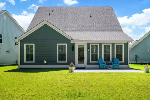 Exterior - 428 Eagleview Dr, Moncks Corner, SC 29461 photo 7 of 9