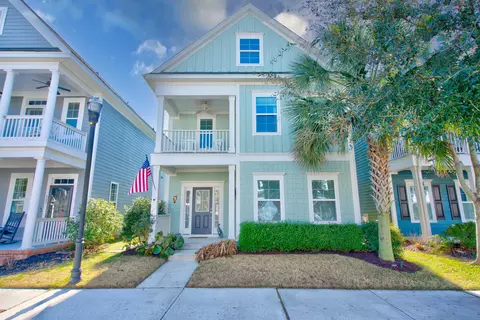 407 Forsythia Ave, Summerville, SC 29483
