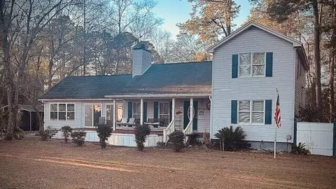 210 Quaker Rd, Saint George, SC 29477
