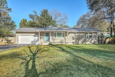 212 Lenwood Dr, Summerville, SC 29485