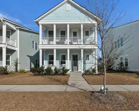 204 Magnolia Garden Dr, Summerville, SC 29483