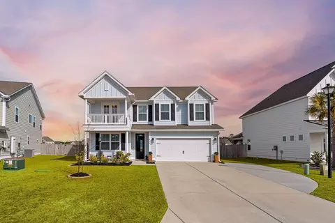 711 Yellow Leaf Ln, Summerville, SC 29486