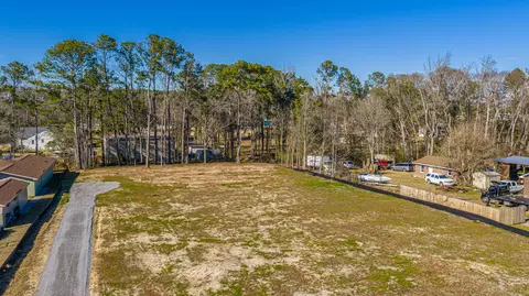 9108 Canvas Ln, Ladson, SC 29456