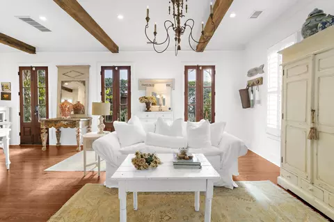 34 Krier Ln, Mount Pleasant, SC 29464