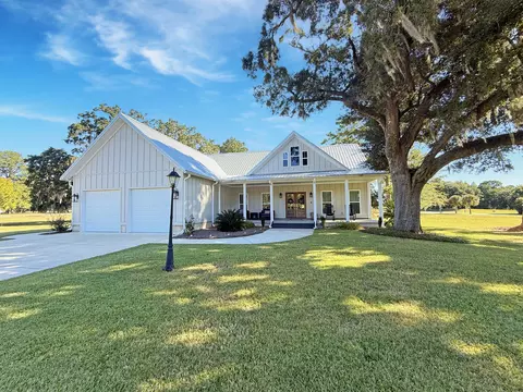 521 Oak Lawn Rd, Georgetown, SC 29440