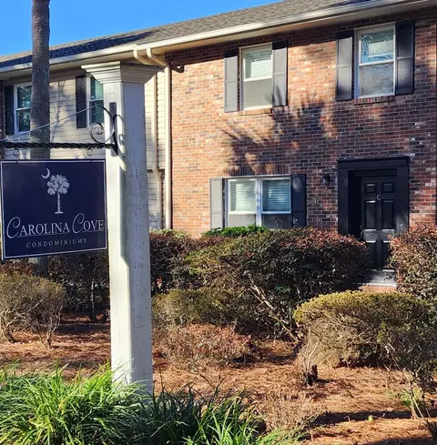 415 Parkdale Dr #8C, Charleston, SC 29414