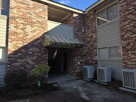 805 Andrea Ln, Hanahan, SC 29410