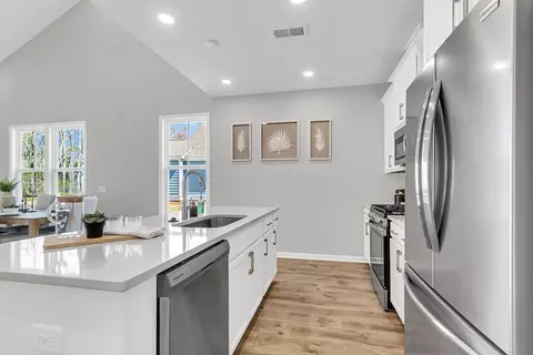 Kitchen - 733 Alma Square Dr, Moncks Corner, SC 29461 photo 1 of 6