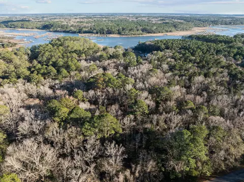 03 Summit Plantation Rd, Meggett, SC 29449