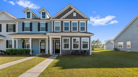 612 Ravensridge Ln, Moncks Corner, SC 29461